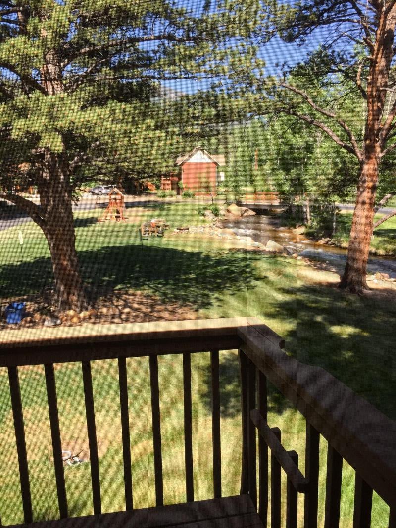 4 Seasons Inn On Fall River image