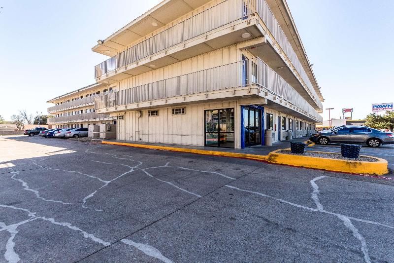 Motel 6 Garland, TX - Dallas image