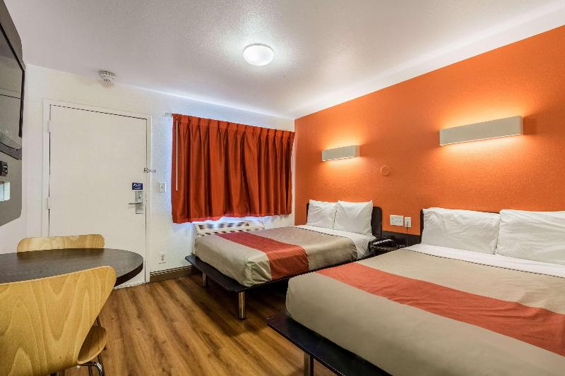 Motel 6 Garland, TX - Dallas image