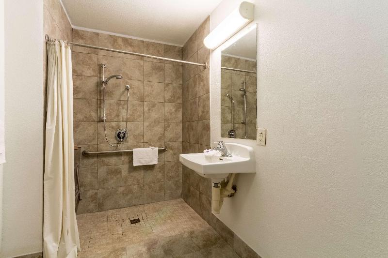 Motel 6 Garland, TX - Dallas image