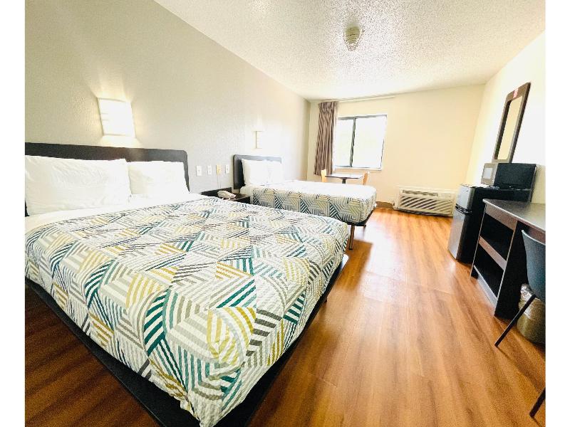 Motel 6-Duncanville, TX - Dallas GA image