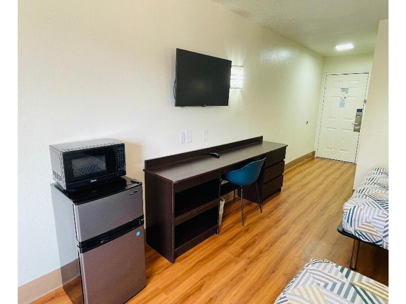 Motel 6-Duncanville, TX - Dallas GA image