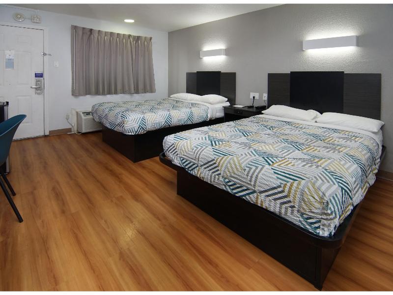 Motel 6-Red Oak, TX - Dallas GA image