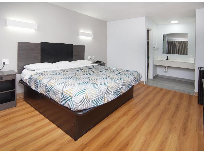 Motel 6-Red Oak, TX - Dallas GA image