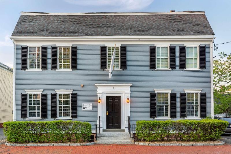 Essex Street Inn & Suites, Ascend Hotel Collection image