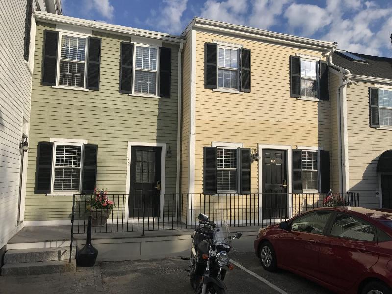 Essex Street Inn & Suites, Ascend Hotel Collection image