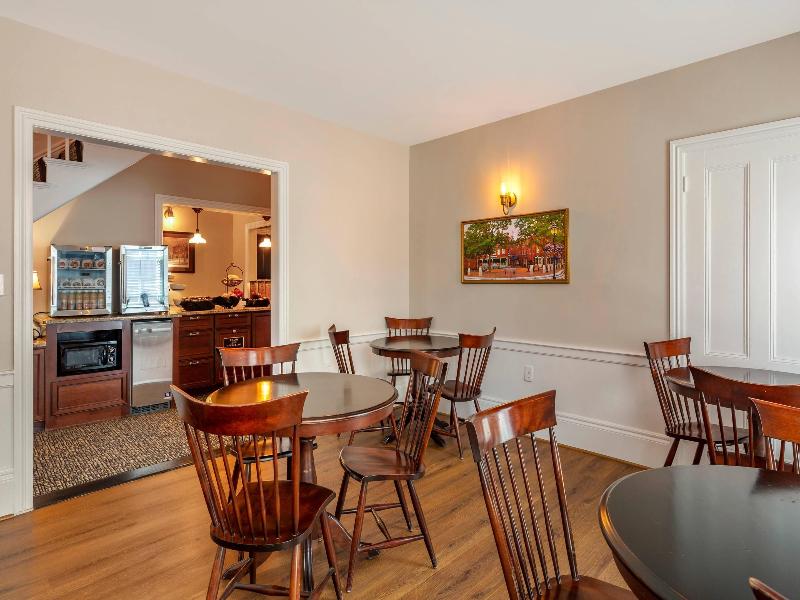Essex Street Inn & Suites, Ascend Hotel Collection image
