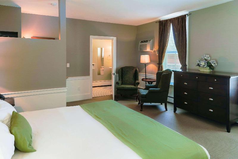 Essex Street Inn & Suites, Ascend Hotel Collection image