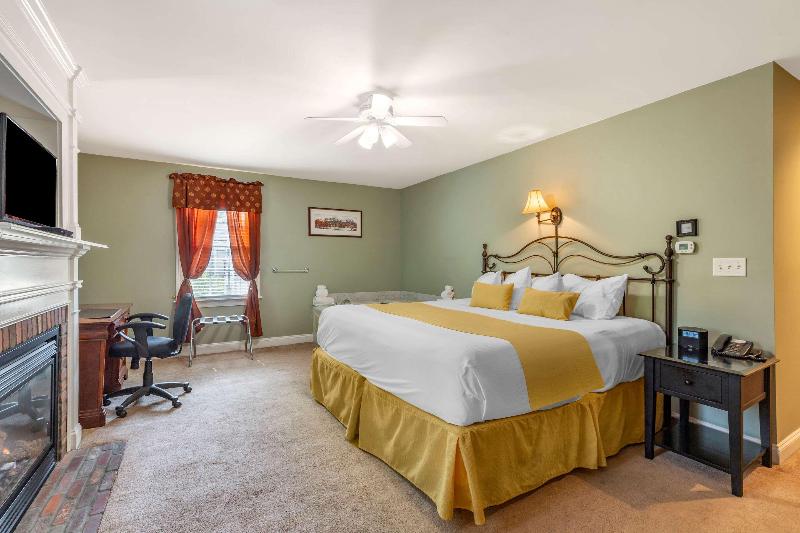 Essex Street Inn & Suites, Ascend Hotel Collection image