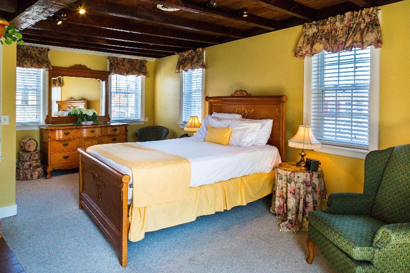 Essex Street Inn & Suites, Ascend Hotel Collection image