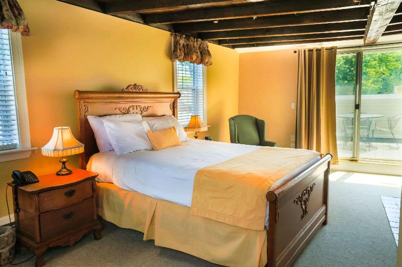Essex Street Inn & Suites, Ascend Hotel Collection image