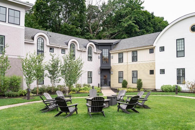 Briar Barn Inn image