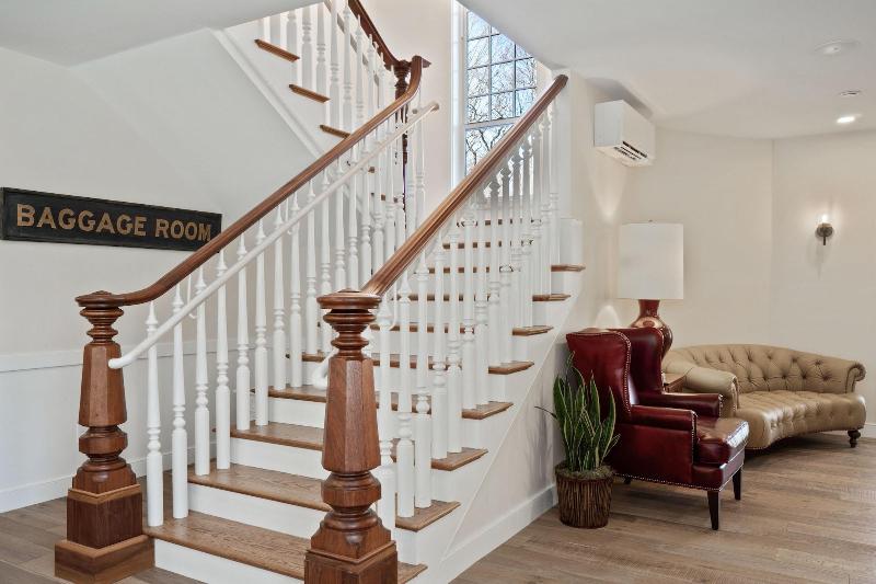 Briar Barn Inn image