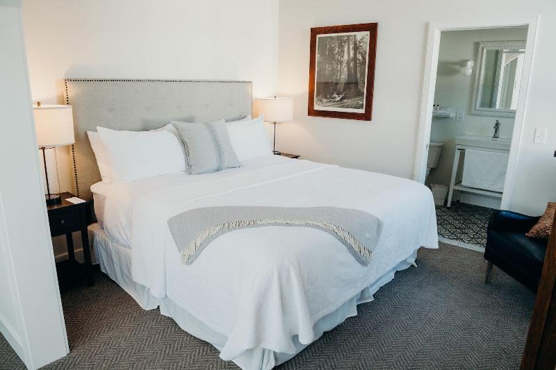 Briar Barn Inn image