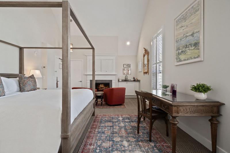Briar Barn Inn image