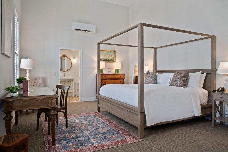 Briar Barn Inn image