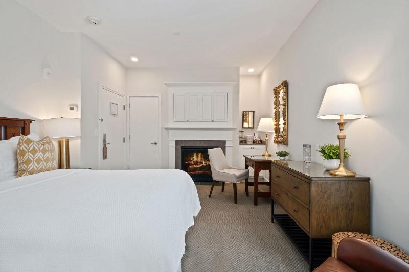Briar Barn Inn image