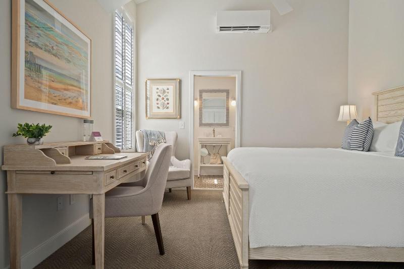 Briar Barn Inn image