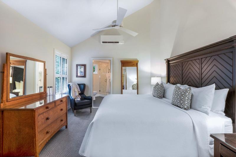 Briar Barn Inn image