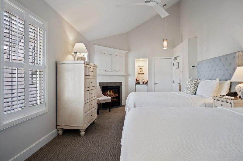 Briar Barn Inn image