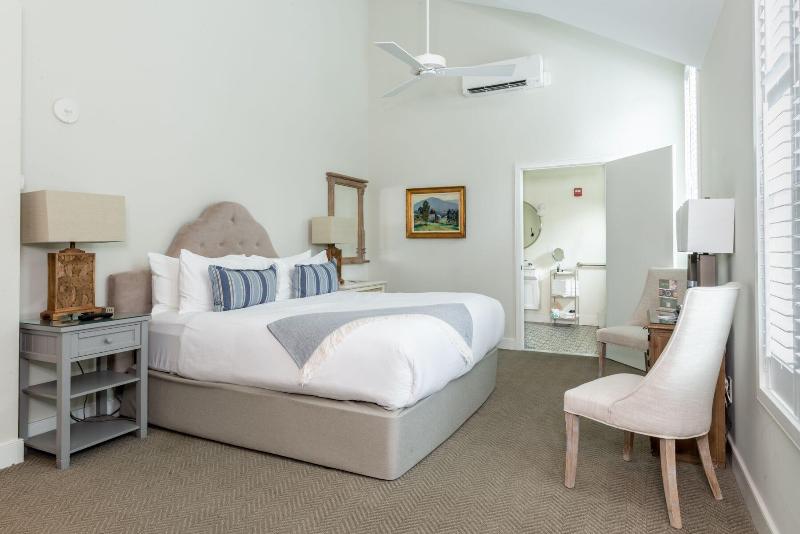 Briar Barn Inn image