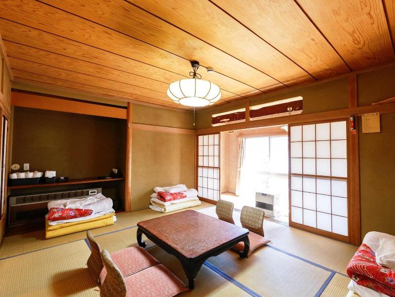 Kashiwaya Ryokan Guesthouse&Sharedhouse image