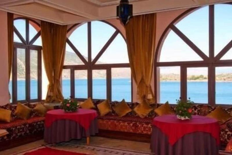 Hotel Chems Du Lac image