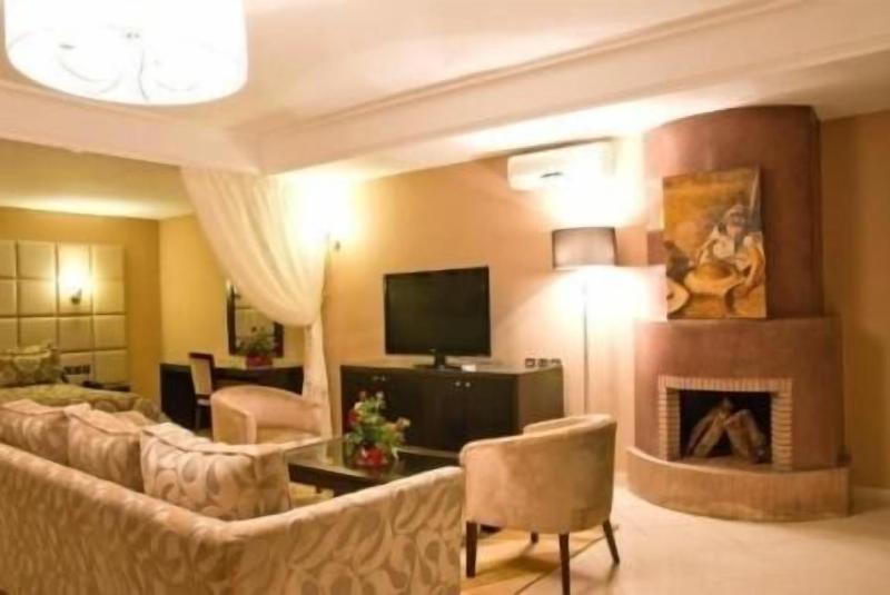 Hotel Chems Du Lac image