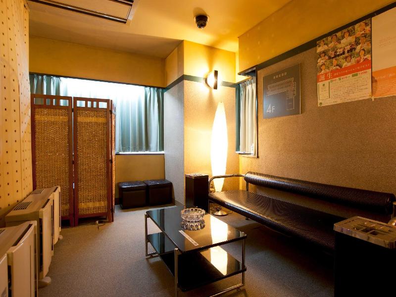 Capsule Hotel & Sauna MIZHO - Caters to Men