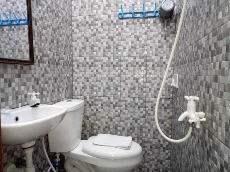 Hotel Syariah Mama Kutajaya Pasar Kemis image