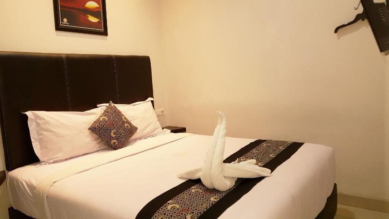 Sunrise Hotel Jombor image