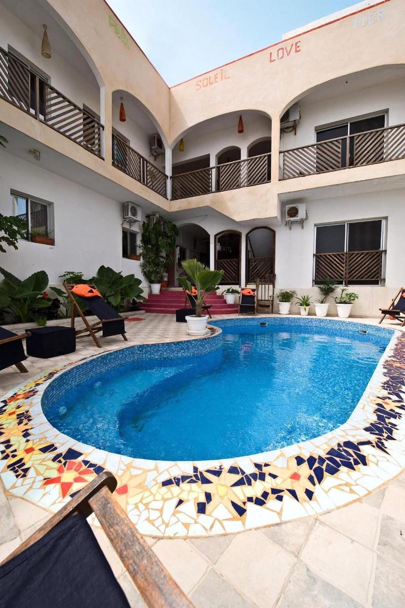 Maison Abaka image