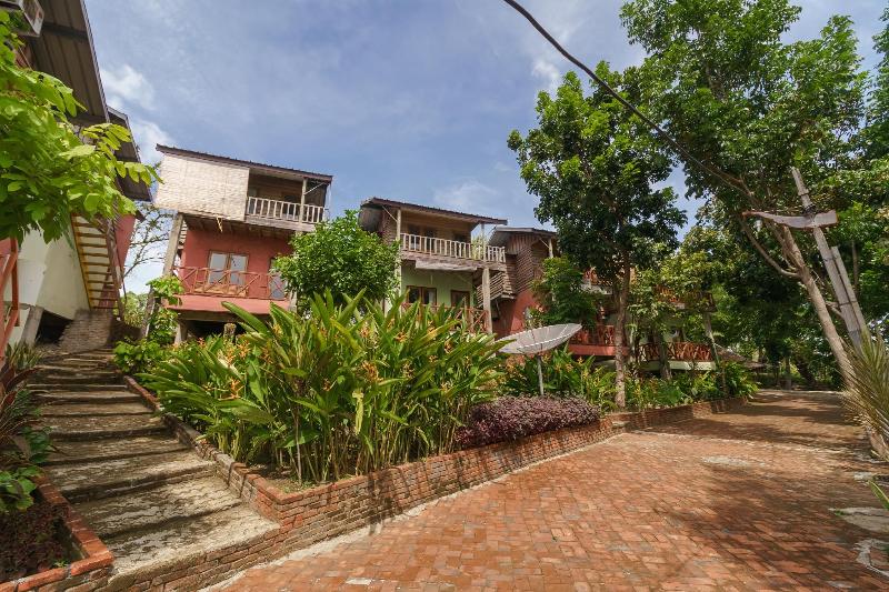 Formerly RedDoorz Syariah Sumur Tiga Beach Sabang — general view
