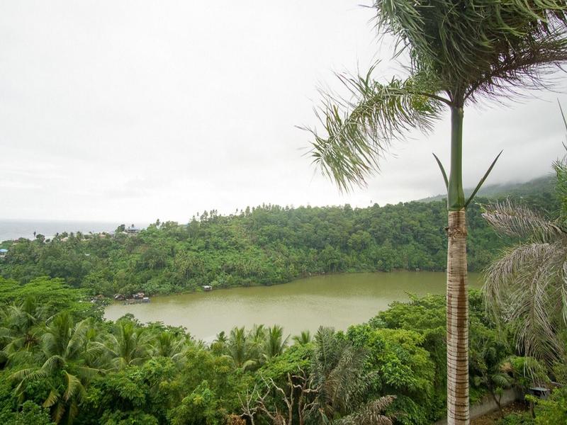 Formerly Reddoorz Syariah Near Ngade Lake