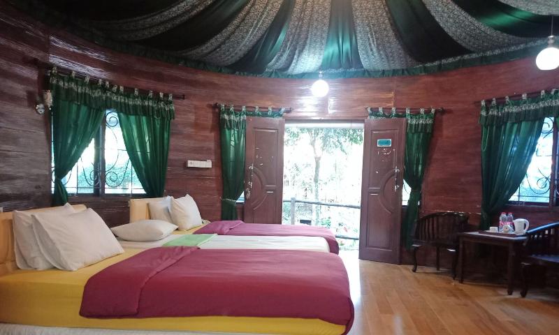 Green Valley Resort Bandungan image