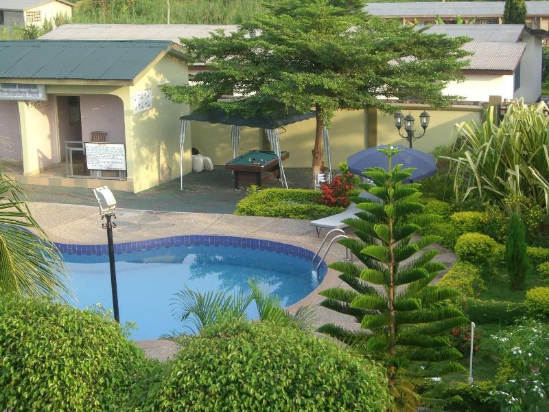 Wadoma Royale Hotel image