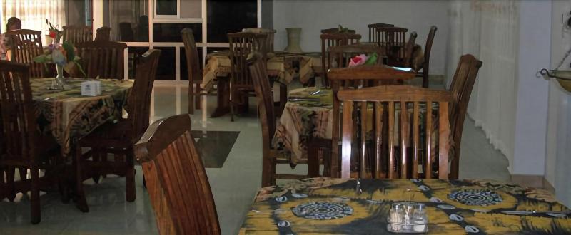 Wadoma Royale Hotel image