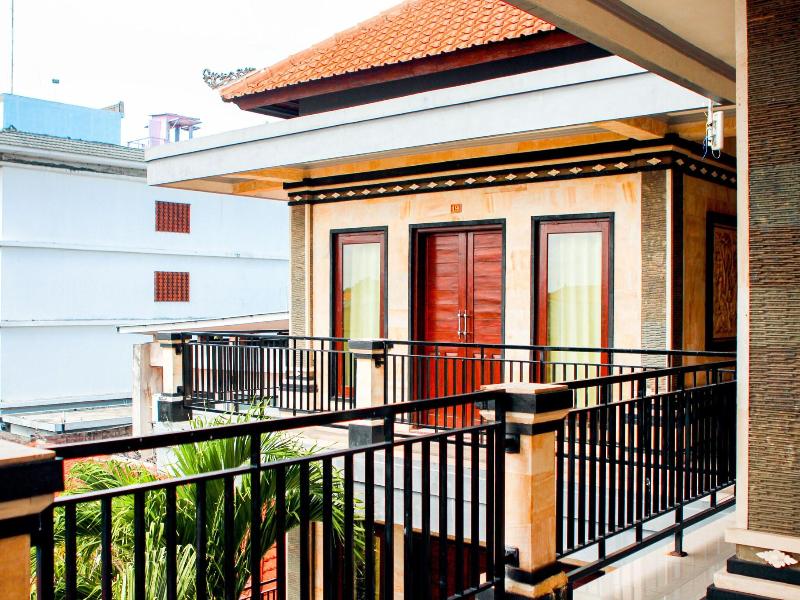Putu Guest House 2 image