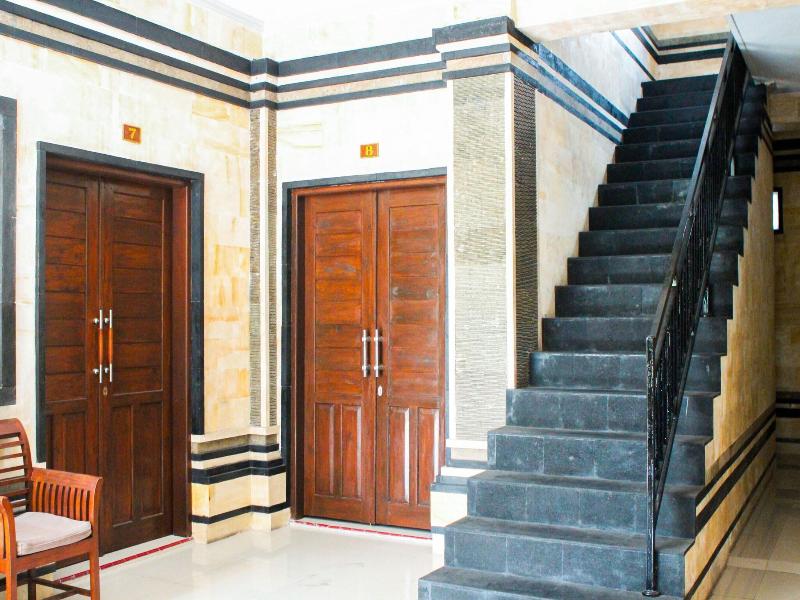 Putu Guest House 2 image
