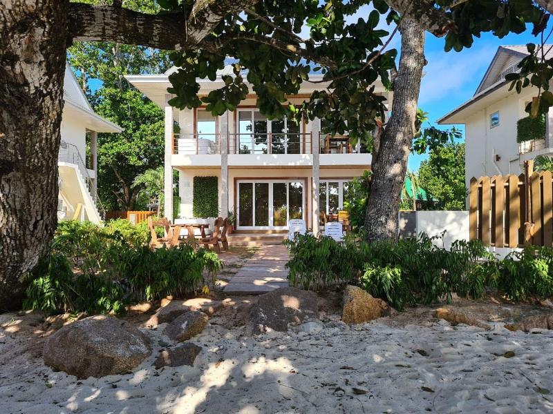 La Digue Luxury Beach Bungalow — photo 2