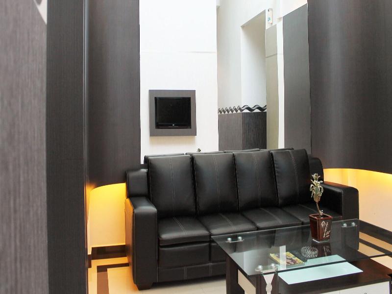 Hotel Harmony In Pontianak image