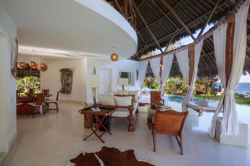 Leopard Point Luxury Beach Resort & Spa image