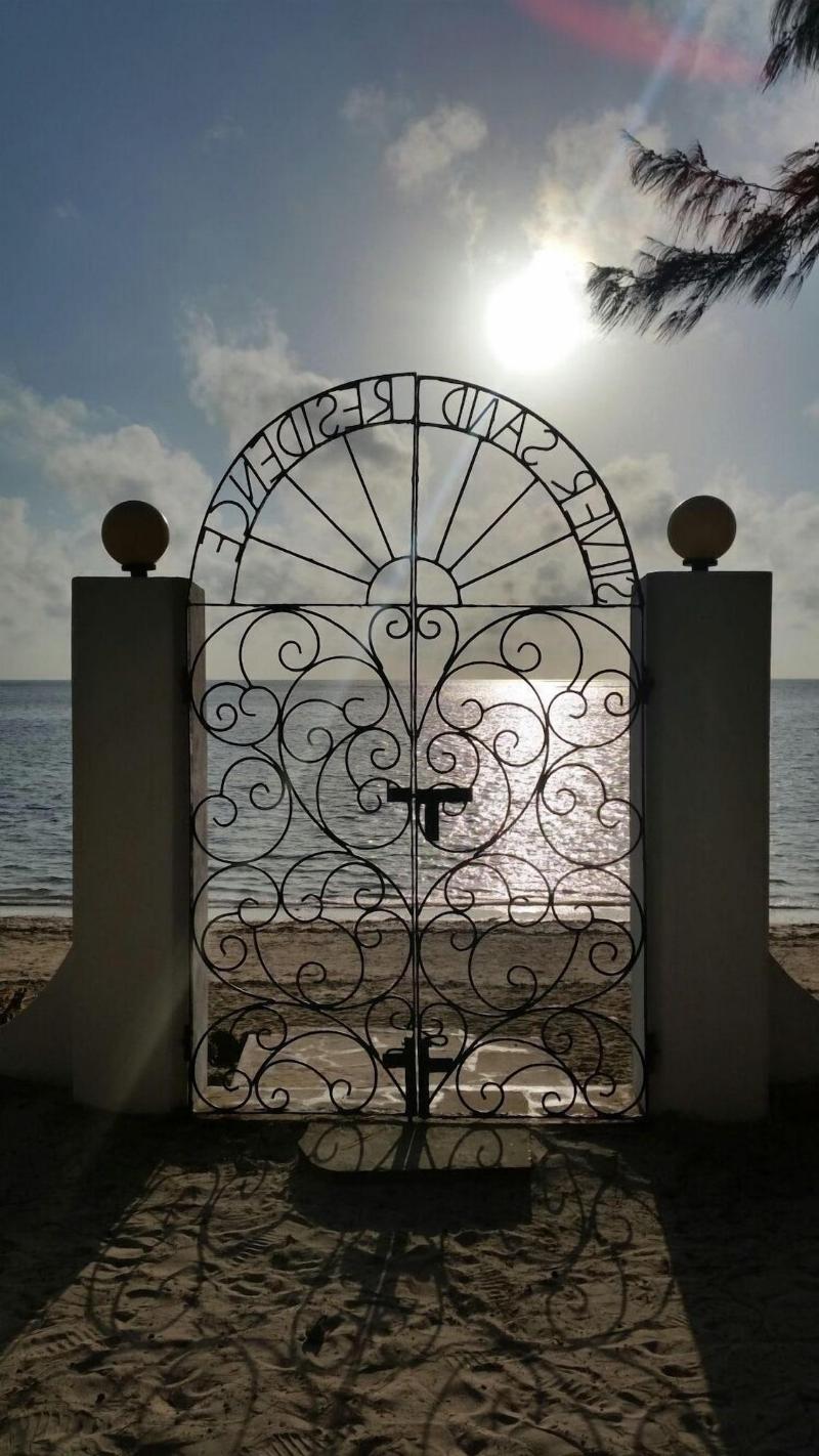 Silver Rock Hotel image