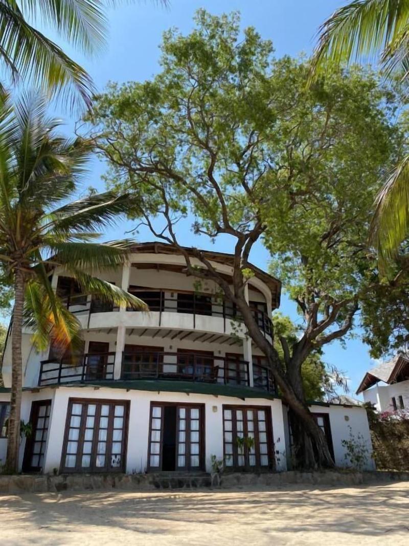 Silver Rock Hotel image