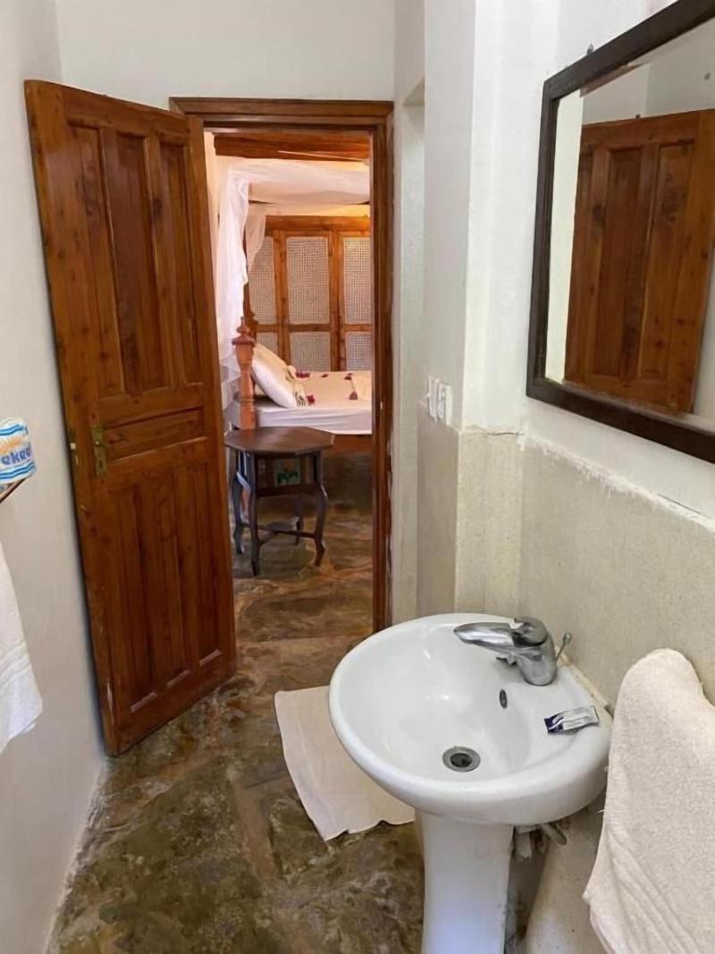 Silver Rock Hotel image