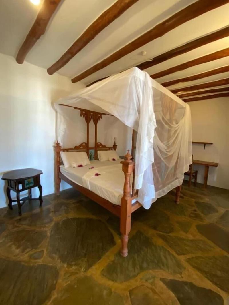 Silver Rock Hotel image