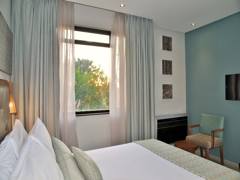 Cresta Maun image