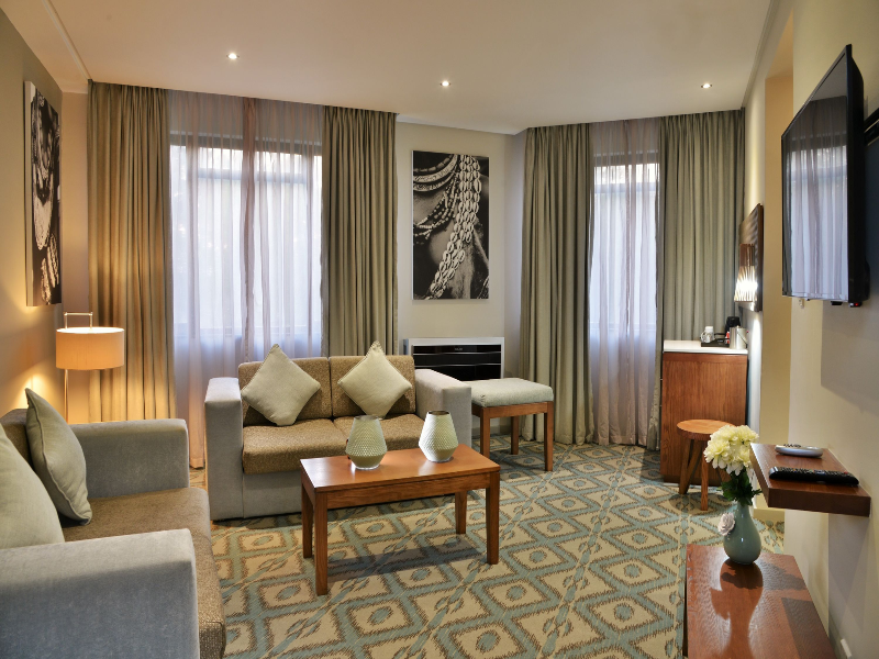 Cresta Maun image