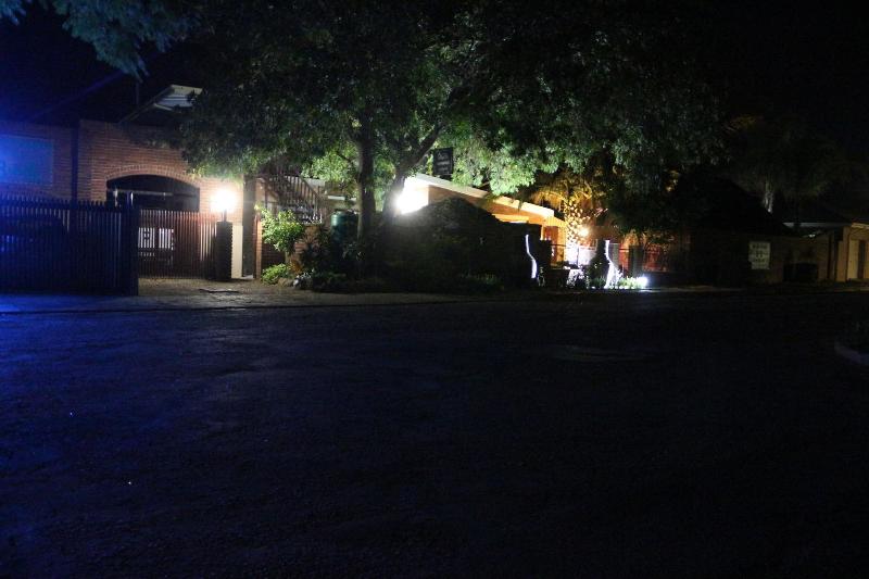 Aan Die Oewer Guest House