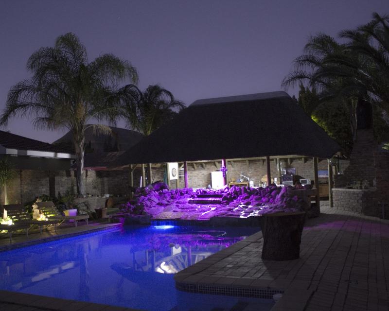 Aan Die Oewer Guest House